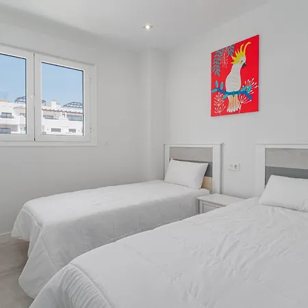 Via Celere 2326 With Sea View شقة كاساريس